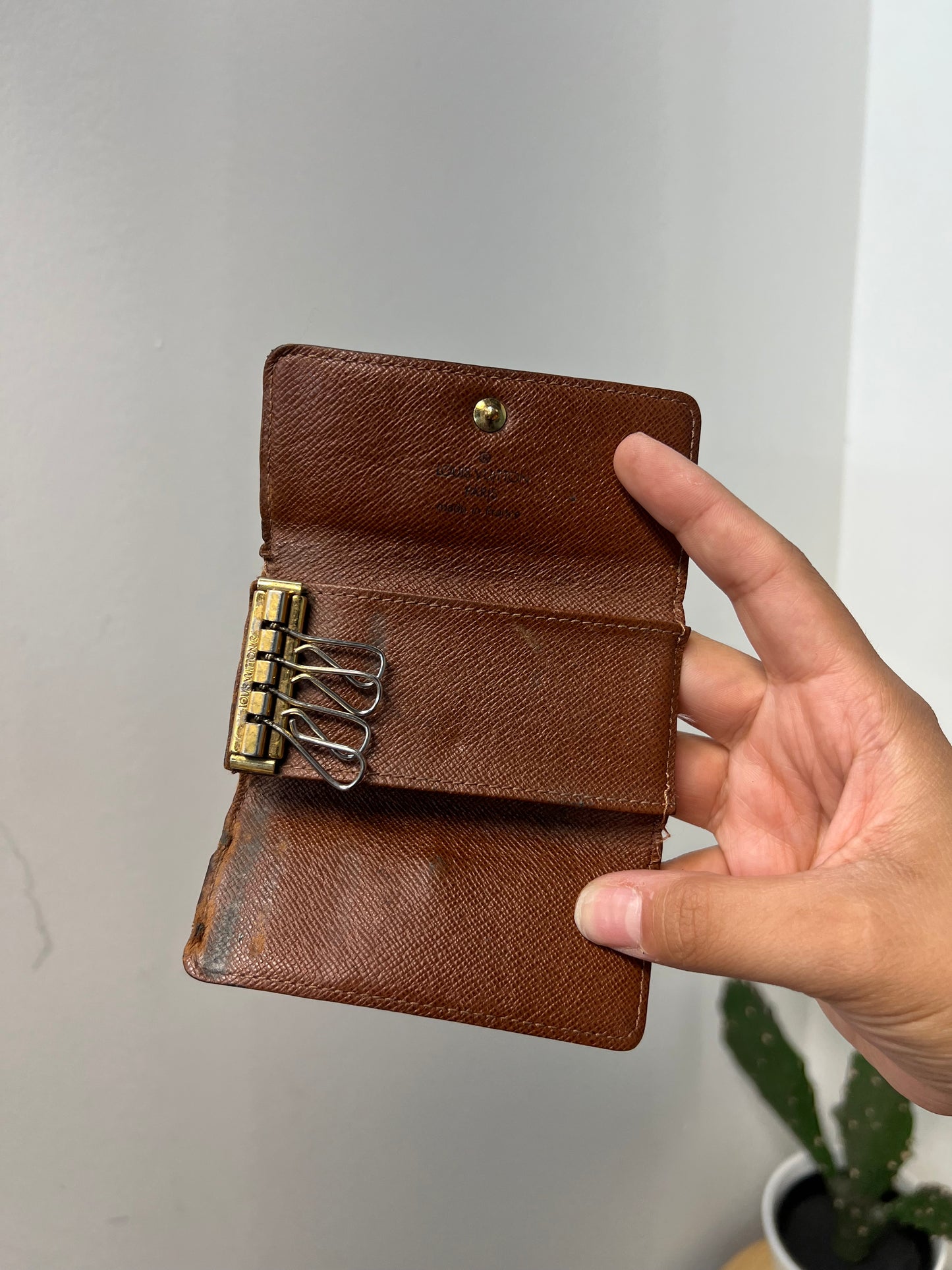 #6 Authentic Louis Vuitton keypouch