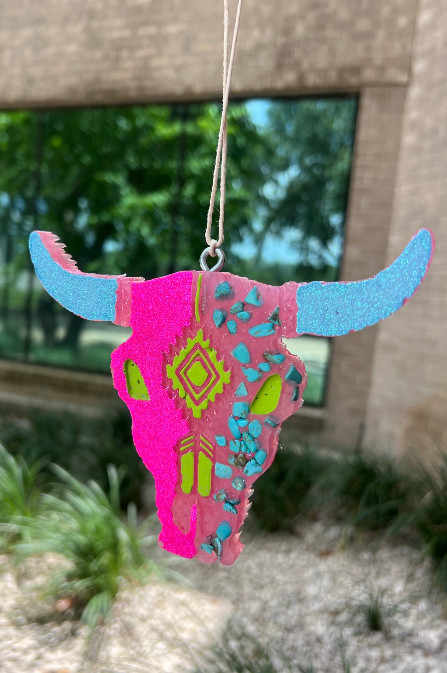 Neon Pink Lognhorn Car Freeshie