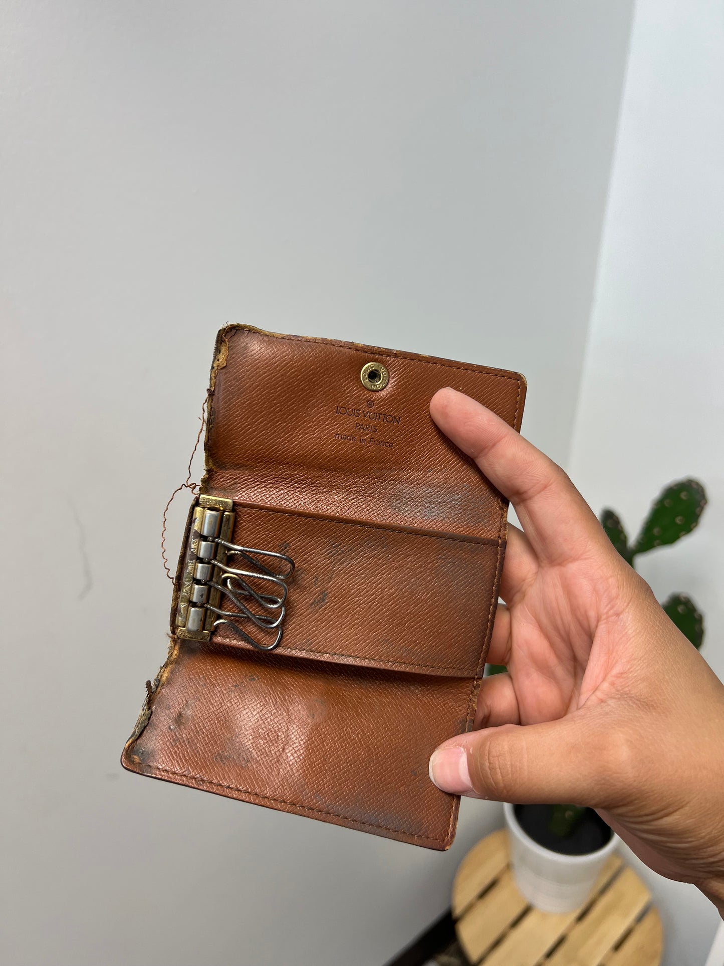 #5 Authentic Louis Vuitton Keypouch