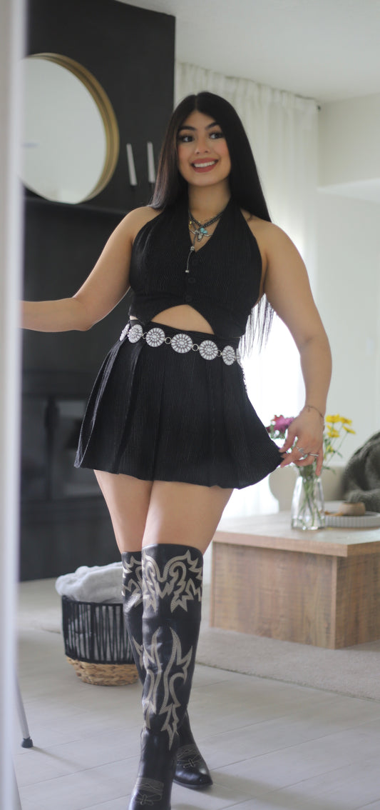 Pleated skirt set with vest