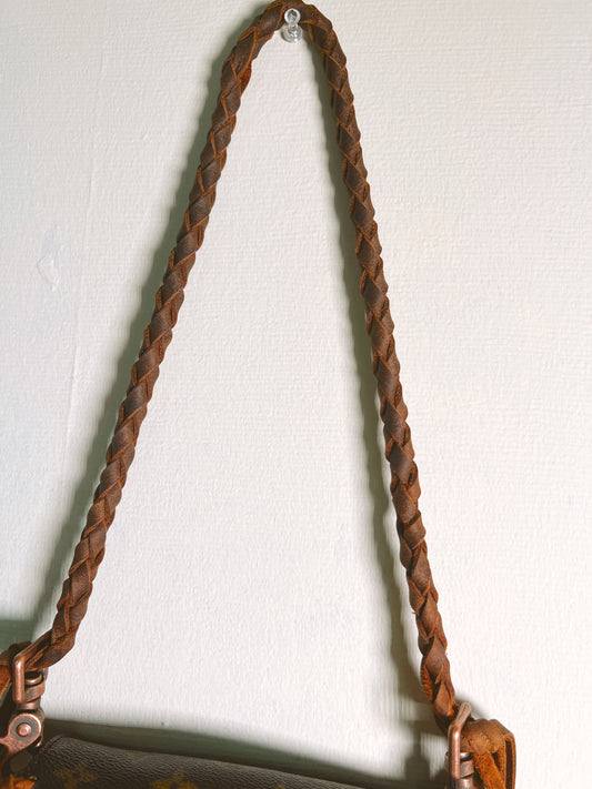Short Leather BRAIDED STRAP Louis Vuitton