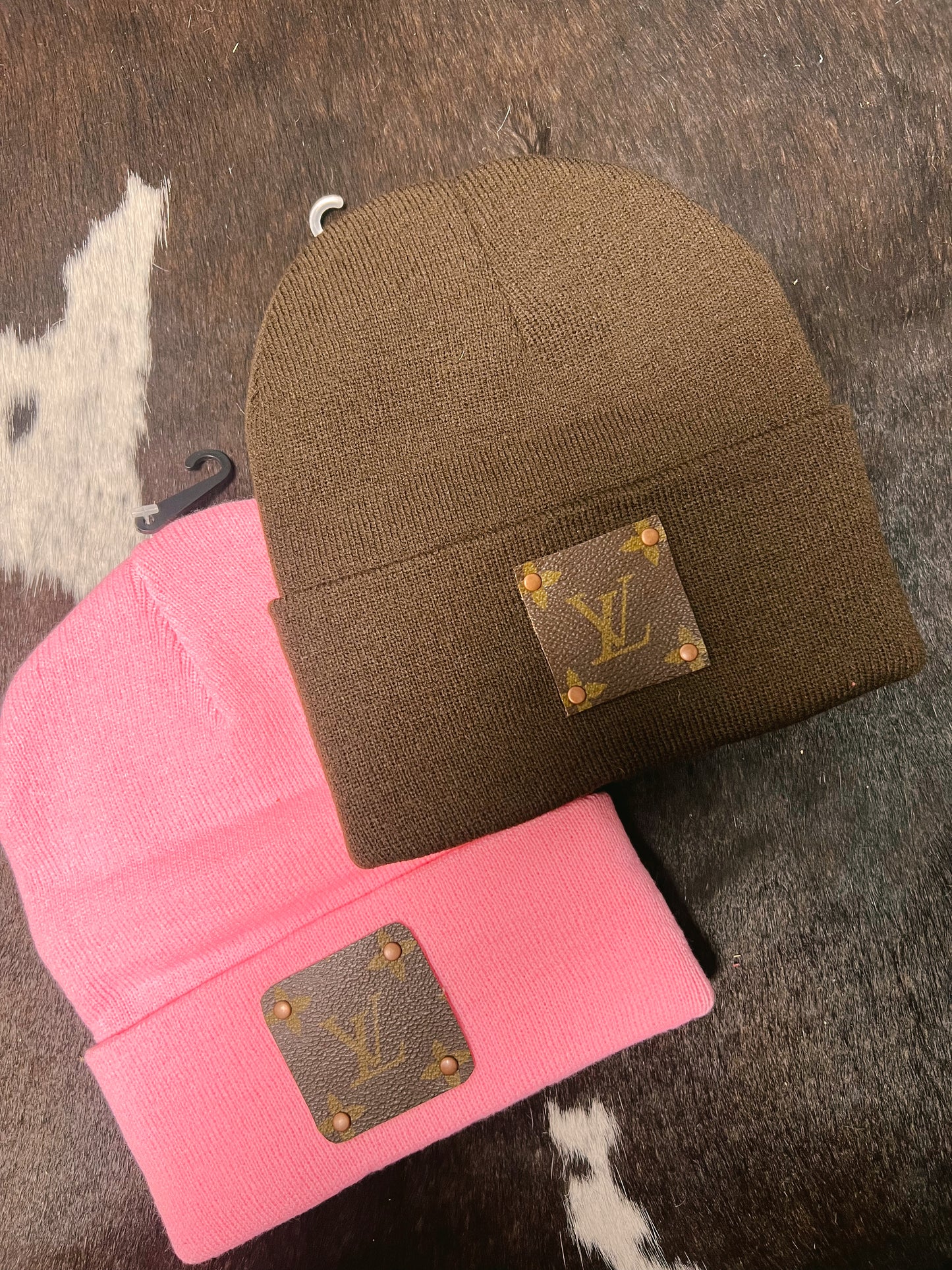 Authentic Louis Vuitton Patch Beanie without pumpum