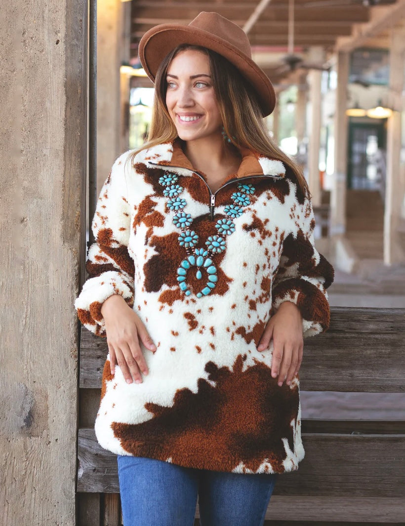 Plus size Cowprint Sherpa