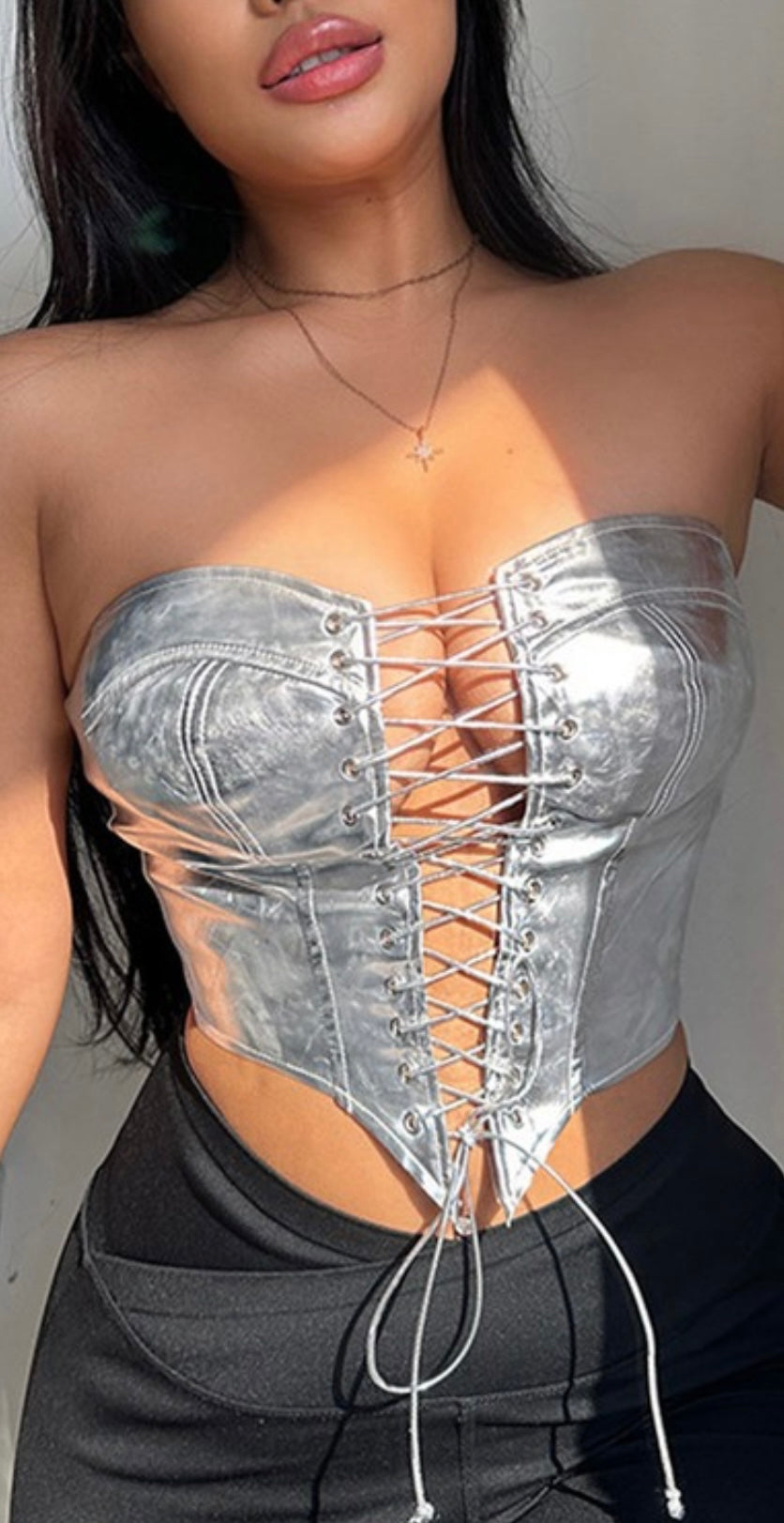 Anahi Silver metallic Crop top