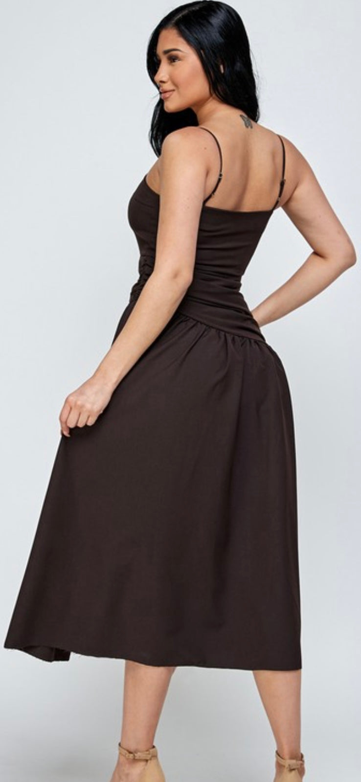 Sleveless solid midi Dress