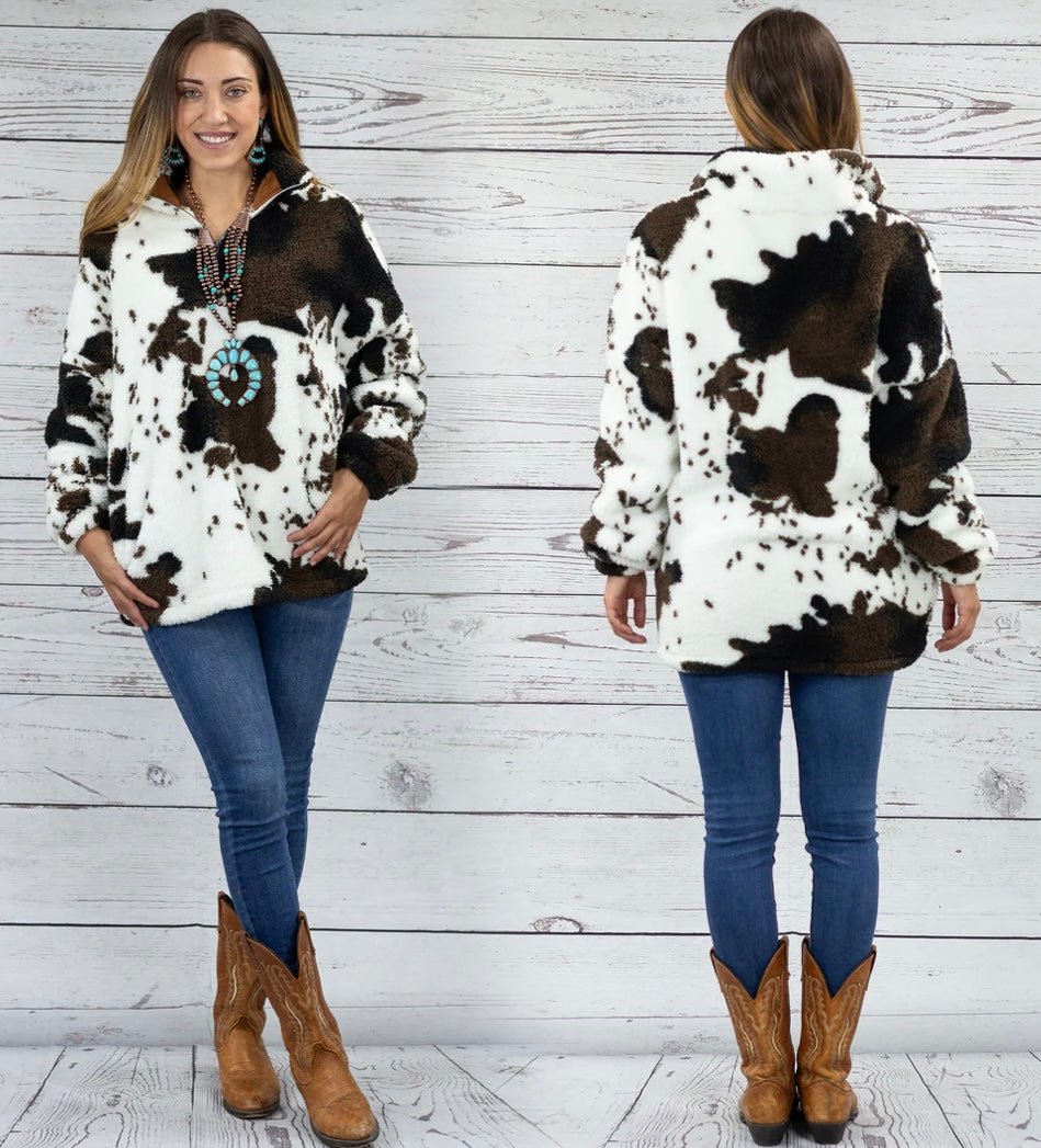 Plus size Cowprint Sherpa